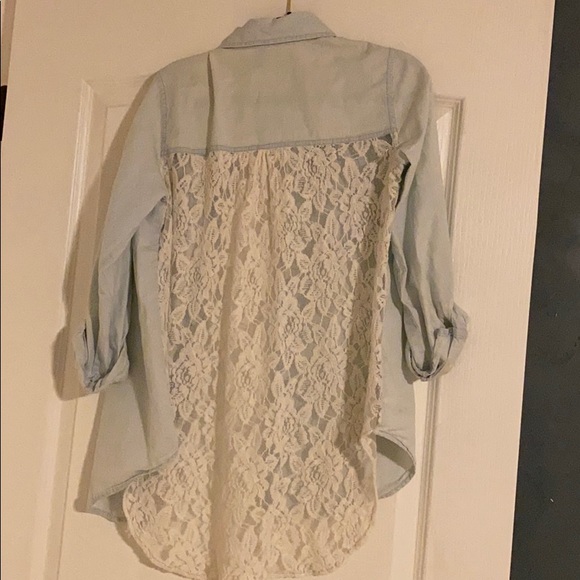 Lace back detail button up top - Picture 2 of 2